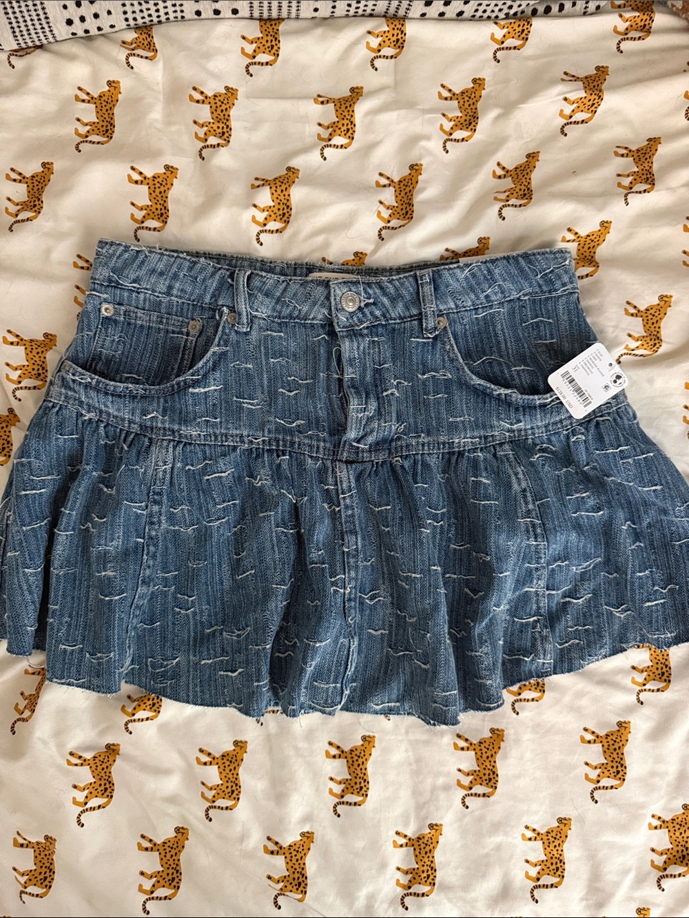 Free People button front Blue Distressed Denim Mini Skirt - Women size 31 NWT